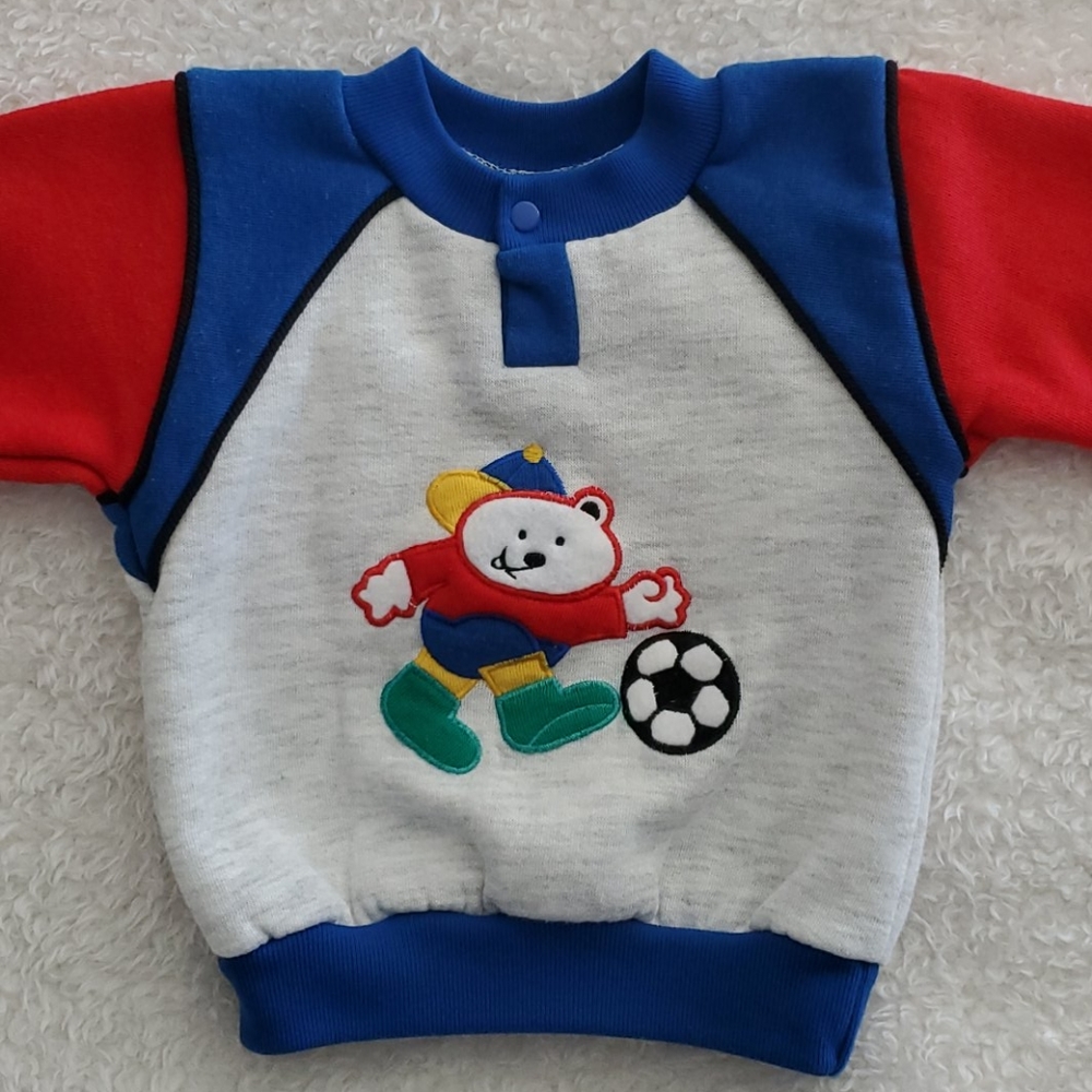 Super cute biys vintage sweatshirt